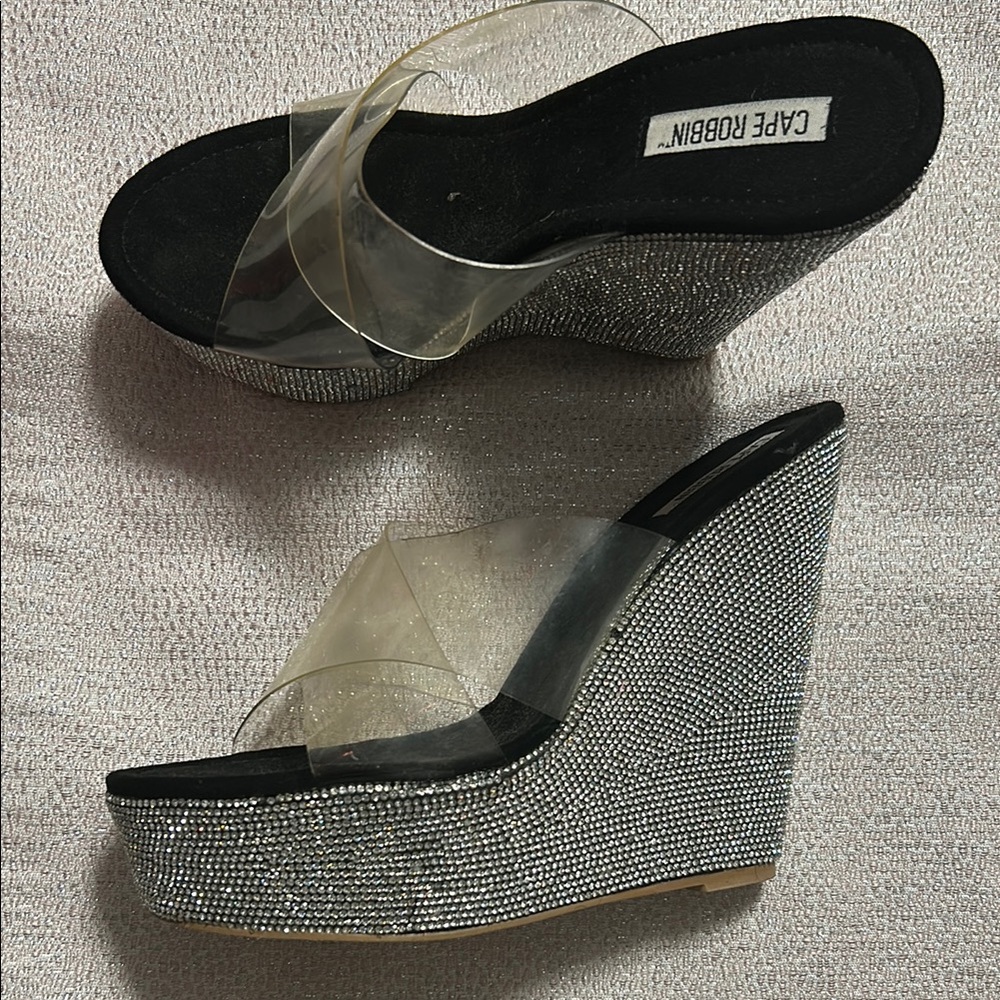 Cape Robbin Silver Wedge Sandals